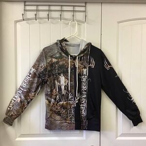 Camouflage and Black Deer Hunter Hoodie size Small